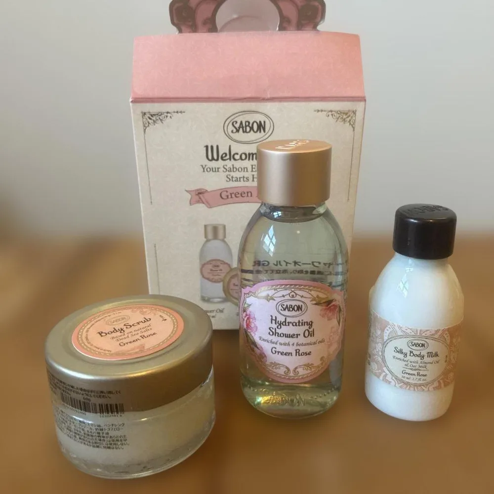 SABON ウェルカムキット グリーン・ローズ 未使用 箱汚れ