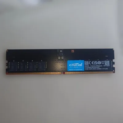 Crucial DDR5-5600 32GB メモリ
