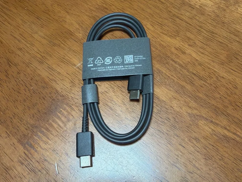 UNUSED Samsung USB Type-C ケーブル