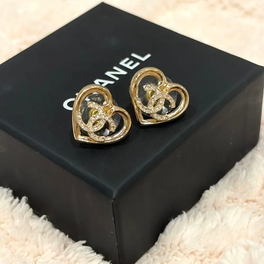 CHANEL シャネル ハート ココマーク ピアス ゴールド