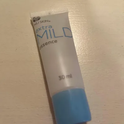 NU SKIN extra MILD essence