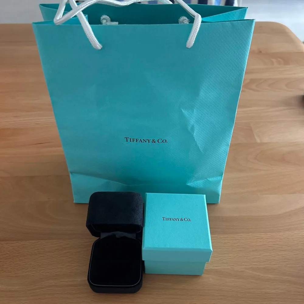 Tiffany & Co. リングケース ショップ袋