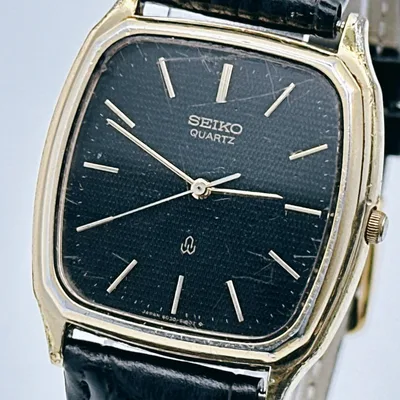 vintage SEIKO シャリオ タンク メンズ腕時計 黒文字盤 スクエア