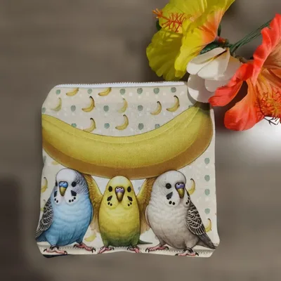 ハンドメイド ポーチ セキセイインコ バナナ柄