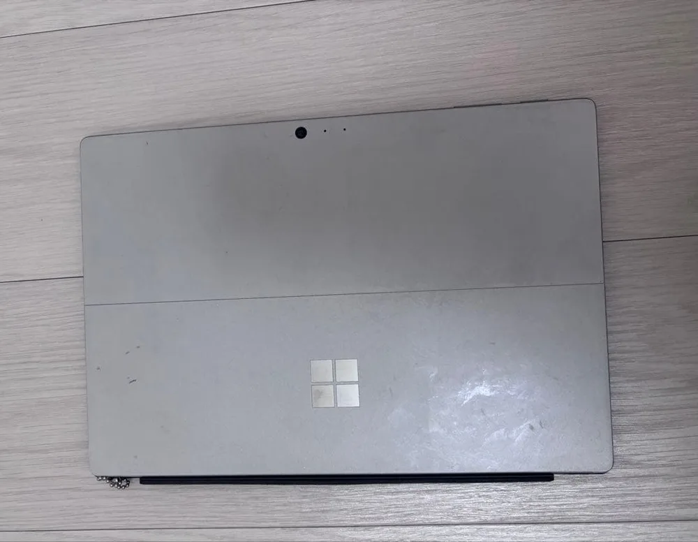 Microsoft Surface pro6本体 キーボード、充電器、箱付き