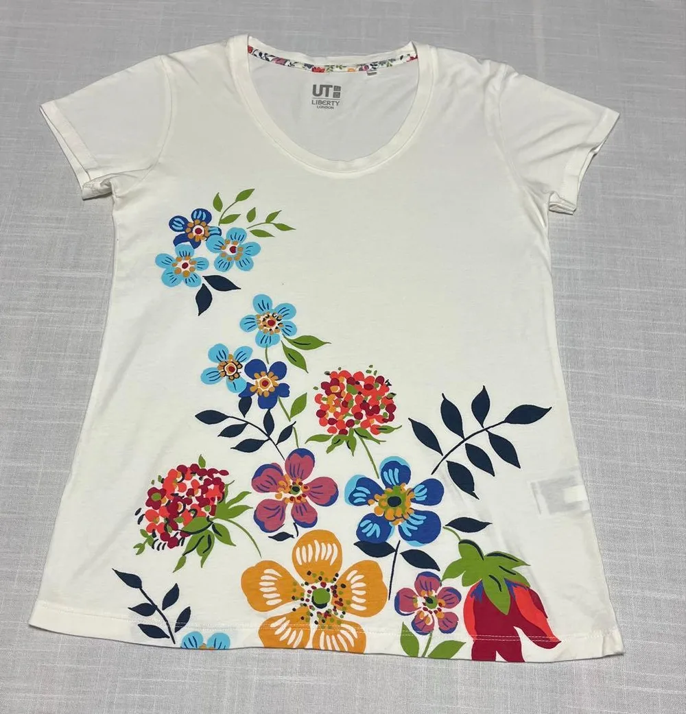 UNIQLO UT LIBERTY LONDON 花柄 Tシャツ