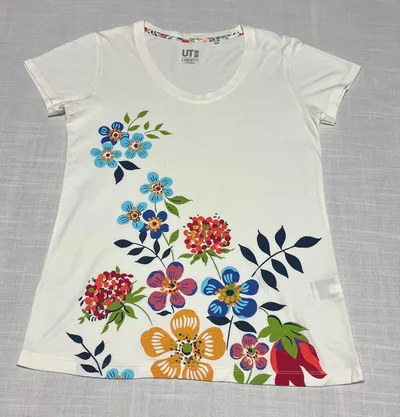 UNIQLO UT LIBERTY LONDON 花柄 Tシャツ