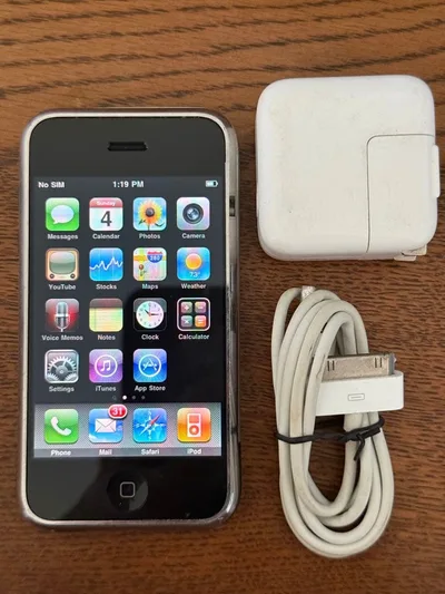 iPhone 2G 動作品 16GB A1203 充電器付 初代iPhone