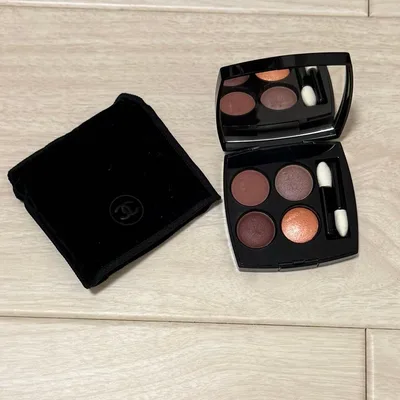 CHANEL レキャトルオンブル 354 ウォーム メモリーズ