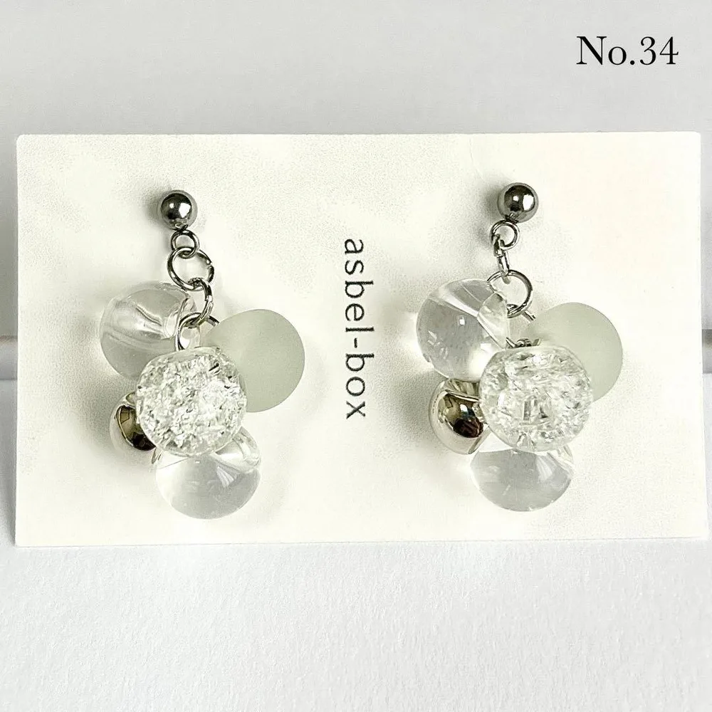 34.ピアス/イヤリング スモーキーミント きれいめ 軽やか 爽やか 透明感