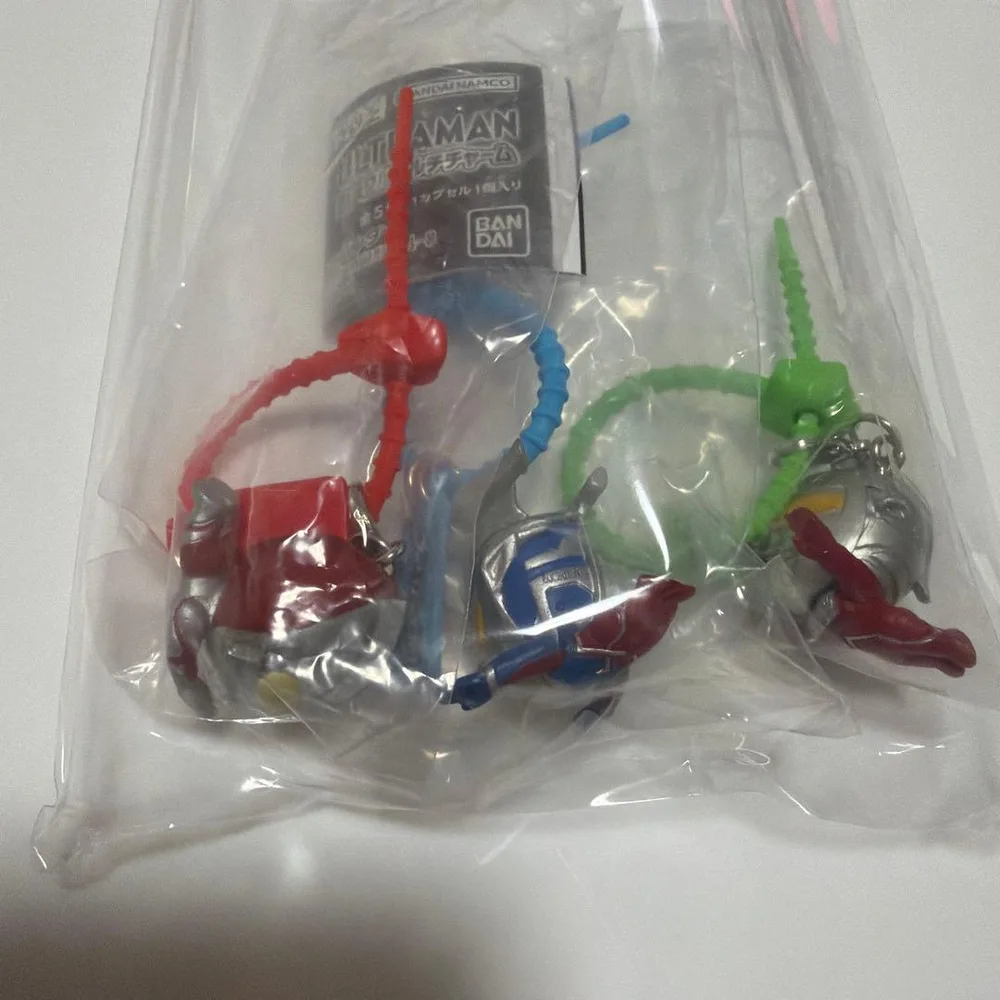 ウルトラマン カラフルチャーム