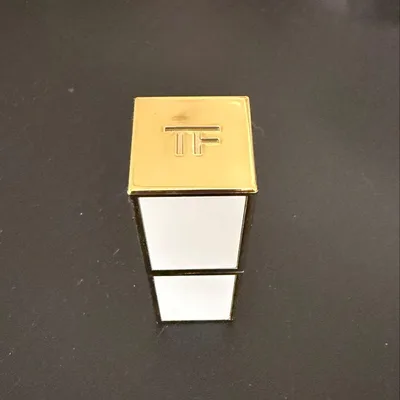 TOM FORD BEAUTY リップ カラー シアー 34 ヘレナ