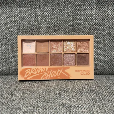 CLIO プロアイパレット 02 BROWN CHOUX