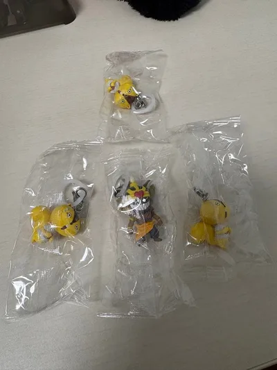 カプセルトイ マスコット ストラップ 4個セット