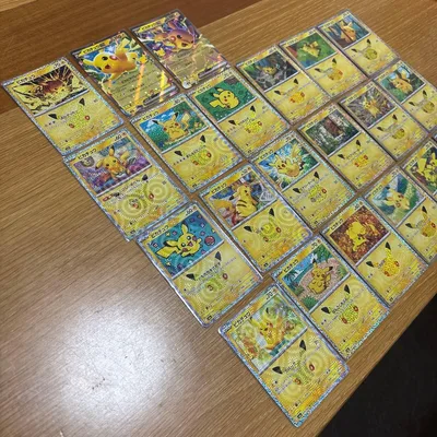 ピカチュウ 30th ポケモンカード まとめ売り 21枚