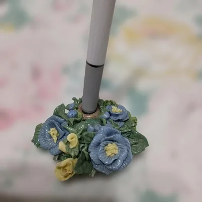 ハンドメイド 陶器製 ペンスタンド フラワーモチーフ