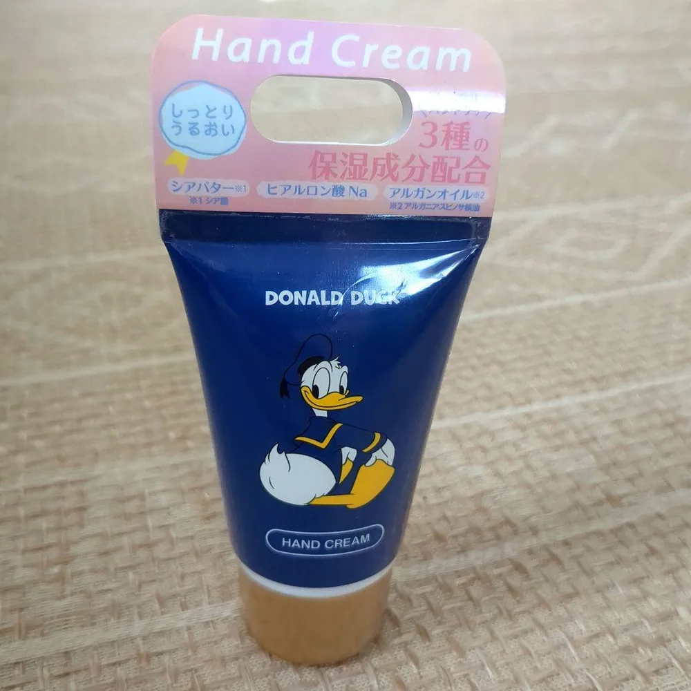 ドナルドダック ハンドクリーム