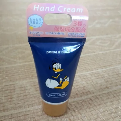 ドナルドダック ハンドクリーム