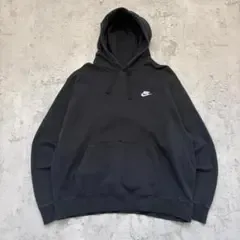 【NIKE】ナイキ(XL)プルオーバーパーカー*刺繍ロゴ*スウッシュ*裏起毛*黒