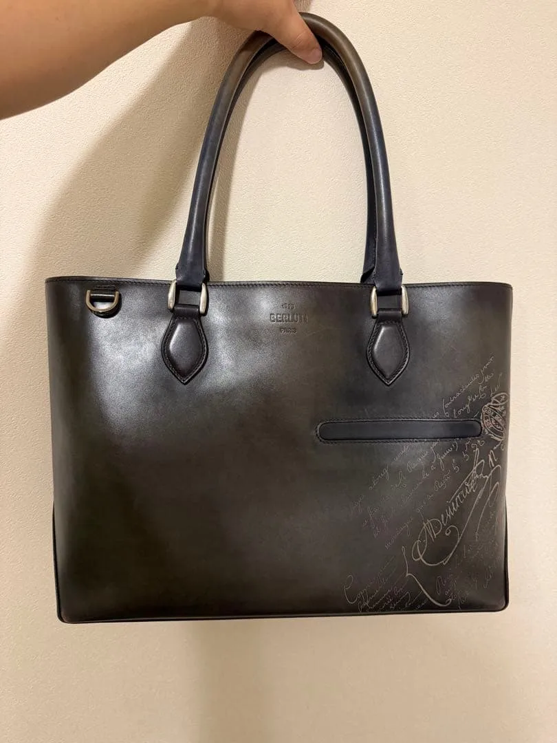 美品 Berluti トゥジュール スクリット トートバッグ ツイリー付き