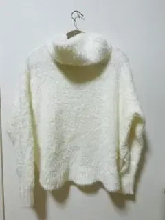 AS KNOW AS PINKY シャギーニット ホワイト