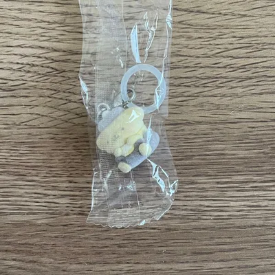 ふわふわめじるしアクセサリー ポムポムプリン