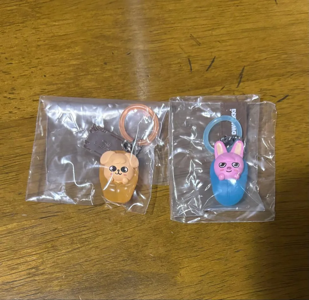 SKZOO めじるしアクセサリー ソロキャンプ ガシャポン BANDAI