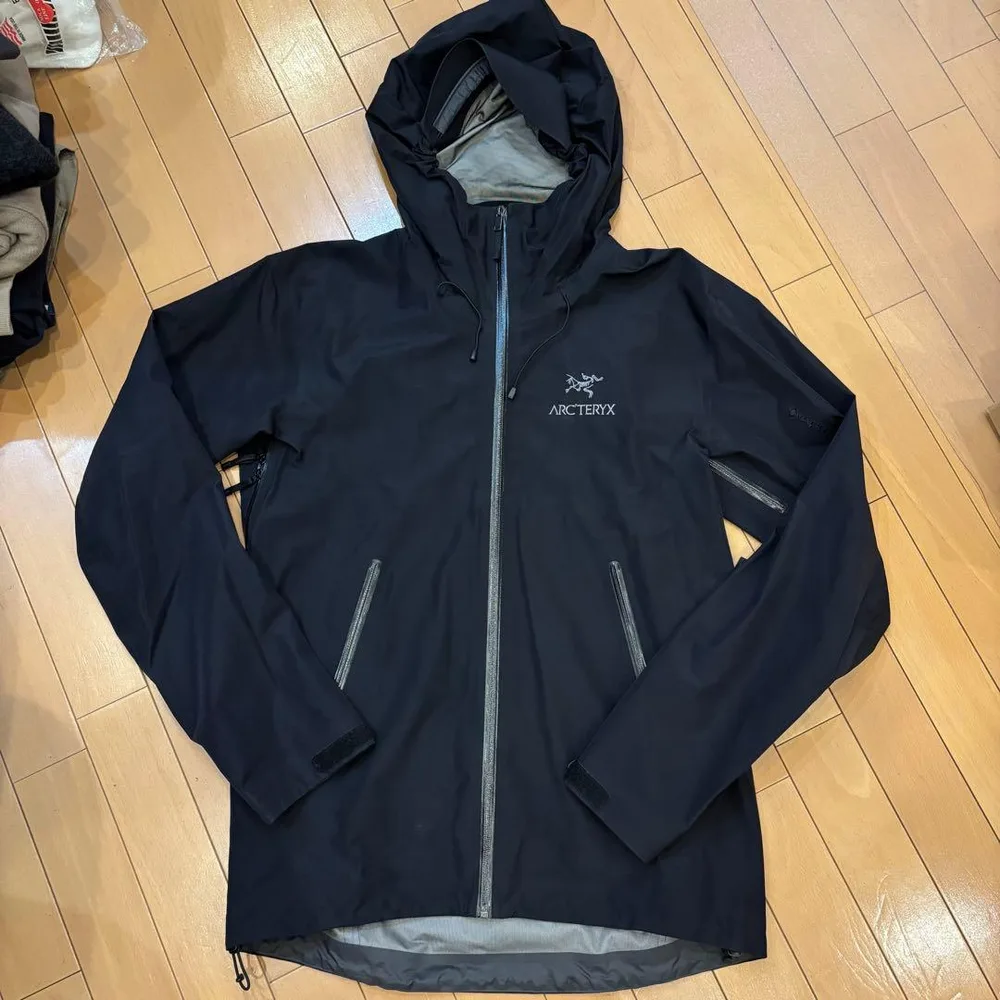 ARC'TERYX マウンテンパーカー ブラック S
