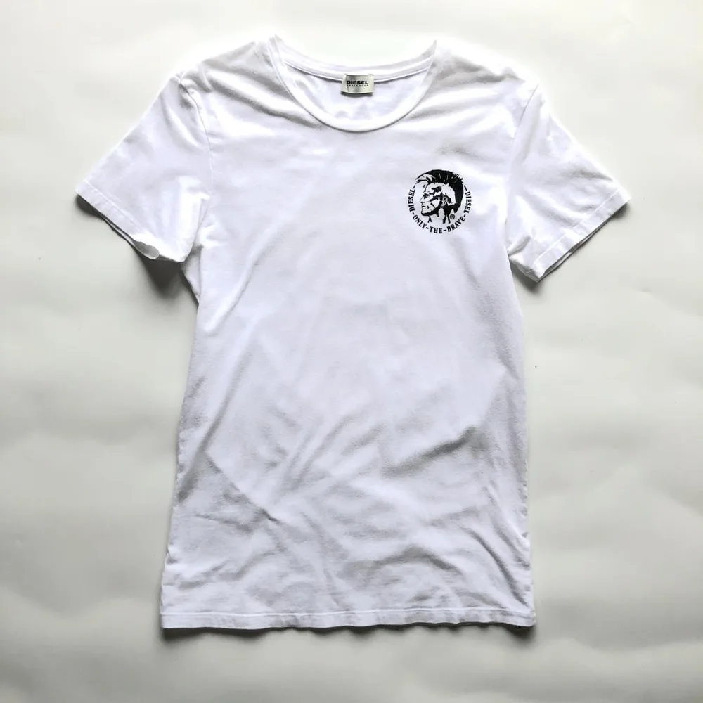 ★ディーゼル★DIESEL ロゴプリントTシャツ 白 ストレッチ Y2K
