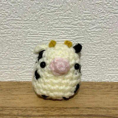 あみぐるみ ハンドメイド 牛 うし 動物 編み物 小物