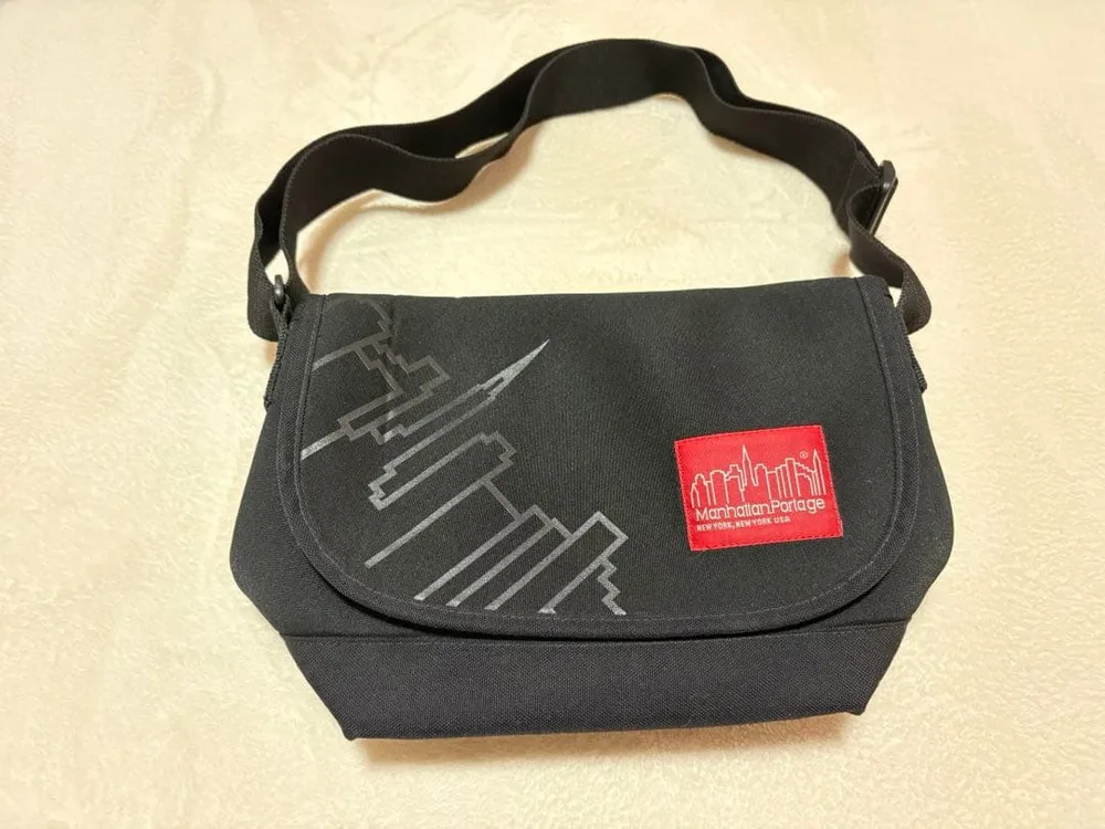 Manhattan Portage メッセンジャーバッグ 黒