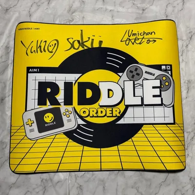 RIDDLE×AIM1 マウスパッド【サイン付き】
