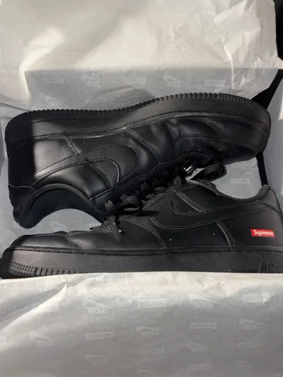 Supreme × NIKE AIR FORCE 1 LOW black