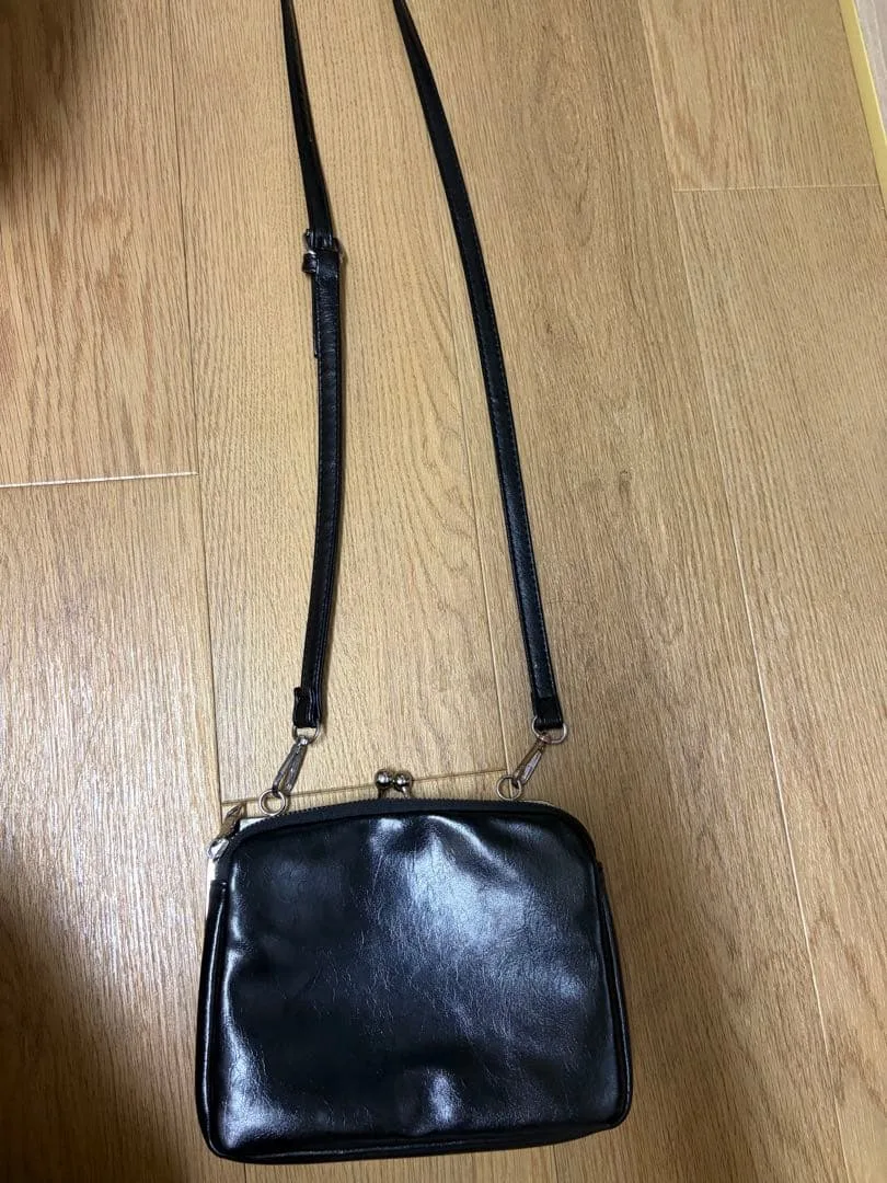 がま口 ショルダーバッグ ブラック