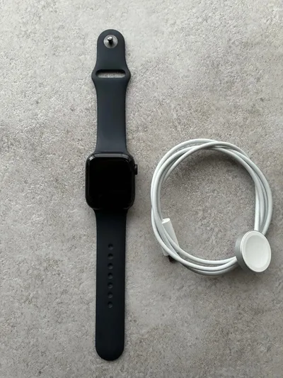 Apple Watch Series 8 GPS 41mm バッテリー94%