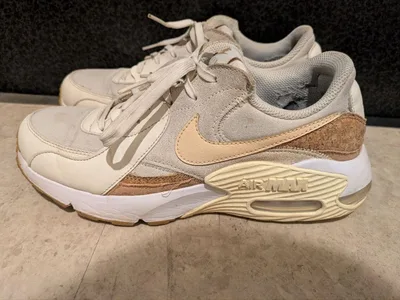 ナイキ エアマックス エクシーNIKE W AIR MAX EXCEE コルク