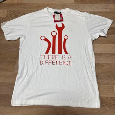 Tシャツ 白 Lサイズユニクロ オートパーツ スナップオン T シャツL 未使用