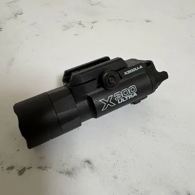 SUREFIRE X300 ULTRA ประเภทอาวุธแสงยุทธวิธี