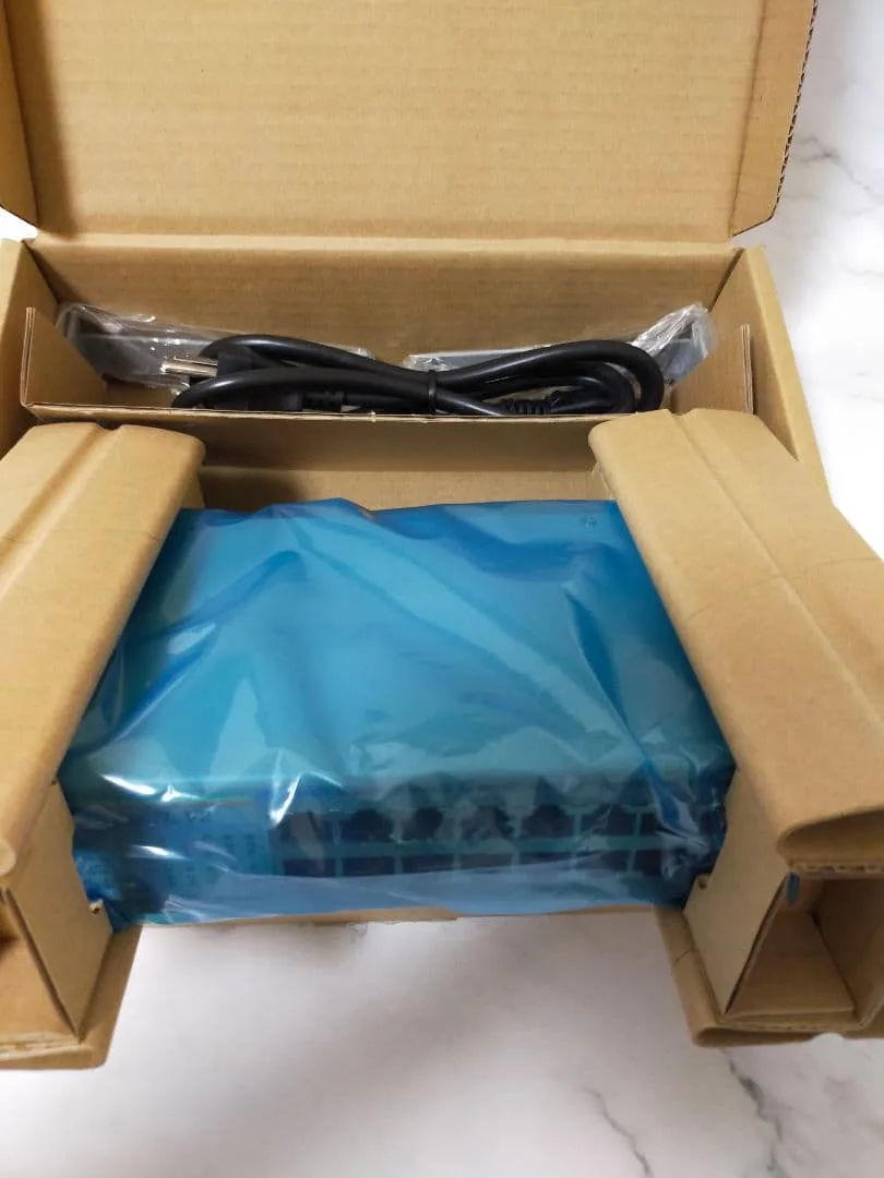 新品 未使用 アライドテレシス スイッチングハブ 16ポート