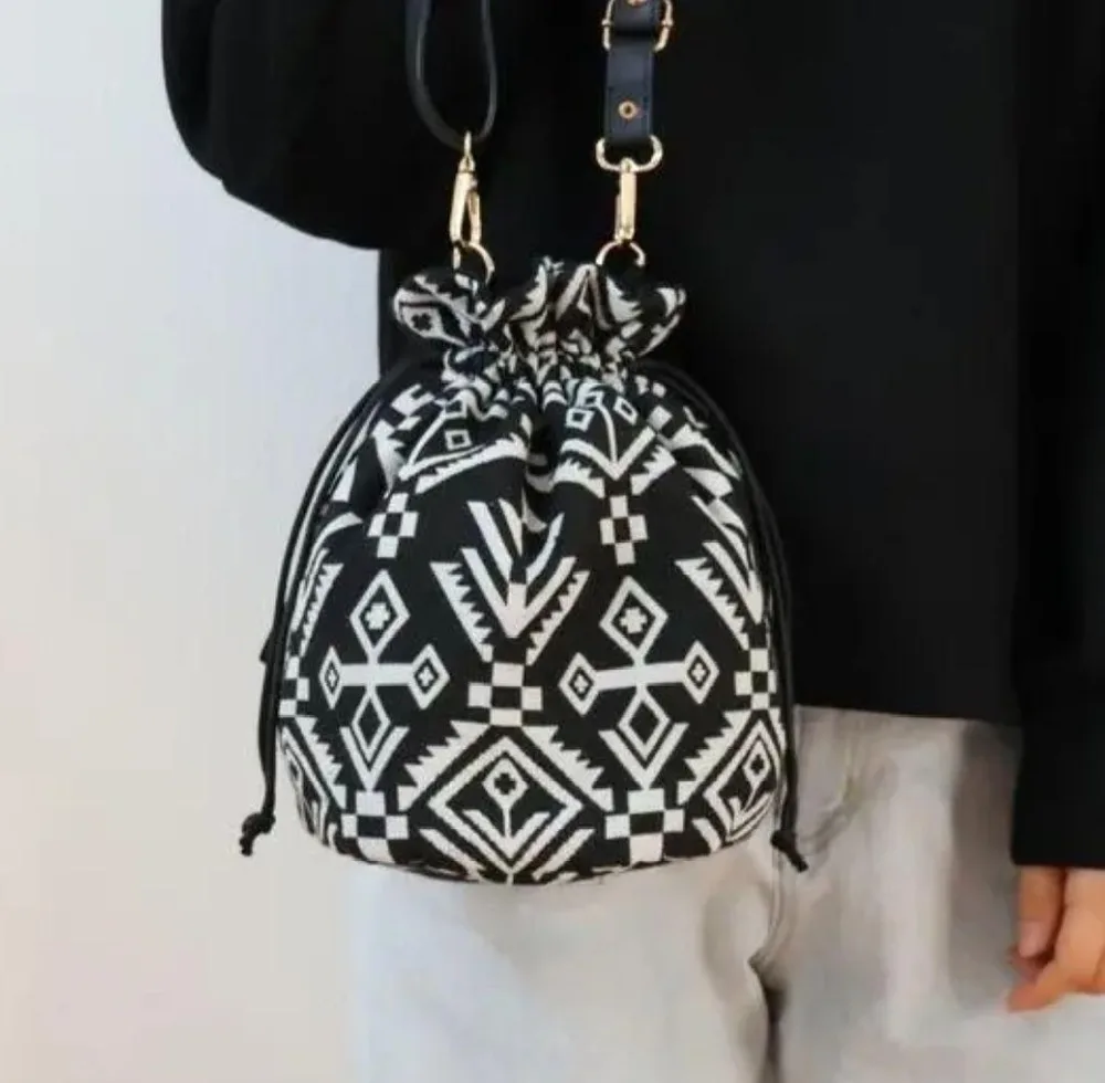 ハンドメイド ジャガード 丸底巾着バッグ ショルダーバッグ