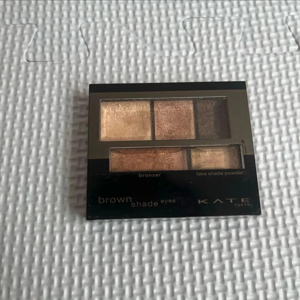 即購入⭕️KATE ブラウンシェードアイズN BR-2 アイシャドウ