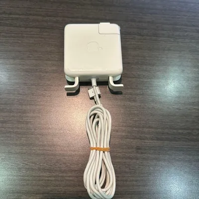 Apple 60W MagSafe Power Adapter A1330