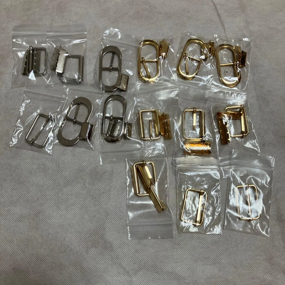 バックル金具