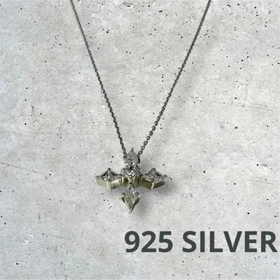 クロスモチーフ ネックレス 925 SILVER シルバーカラー ストーン付き