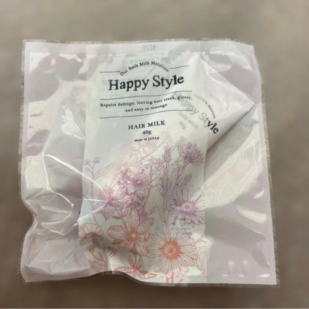 Happy Style ミルクモイスチュア 40g ヘアミルク