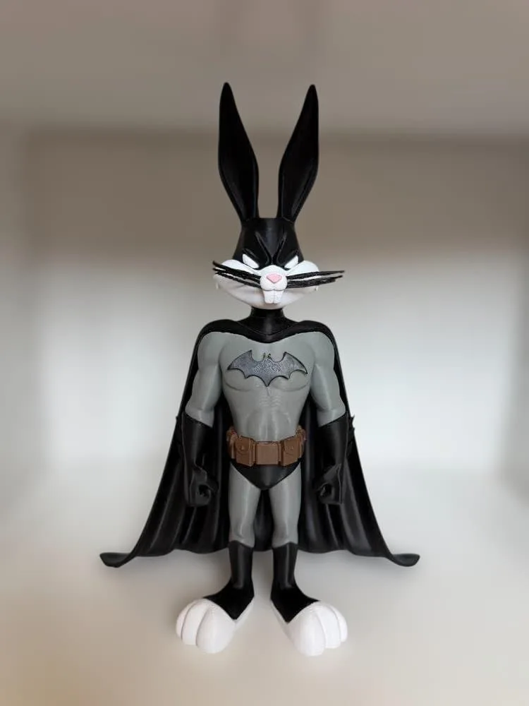 ウサギ風 × ダークヒーロー コラボフィギュア