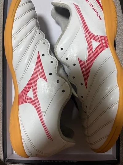 MIZUNO MONARCIDA NEO フットサルシューズ