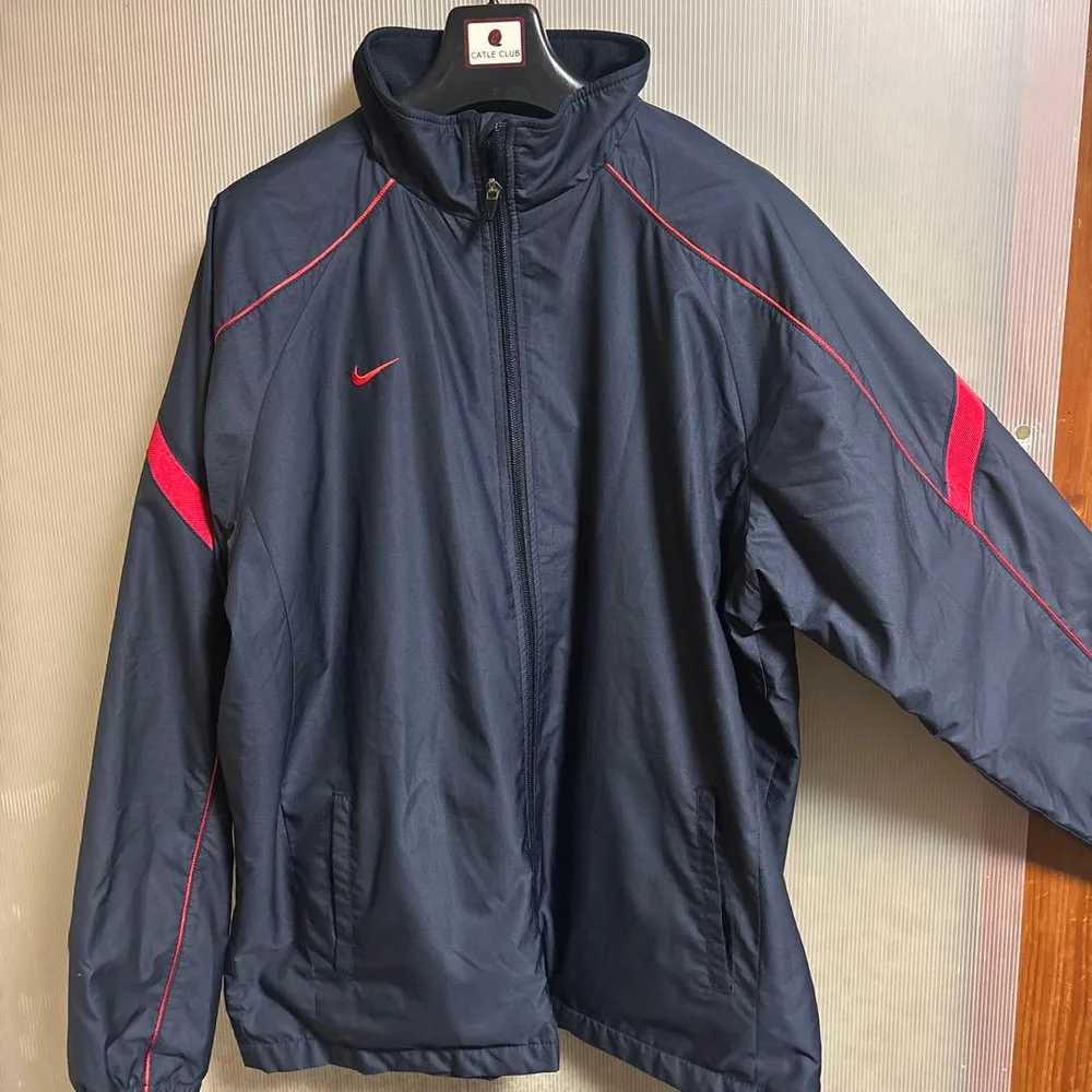 NIKE ナイロンジャケット ネイビー レッド L
