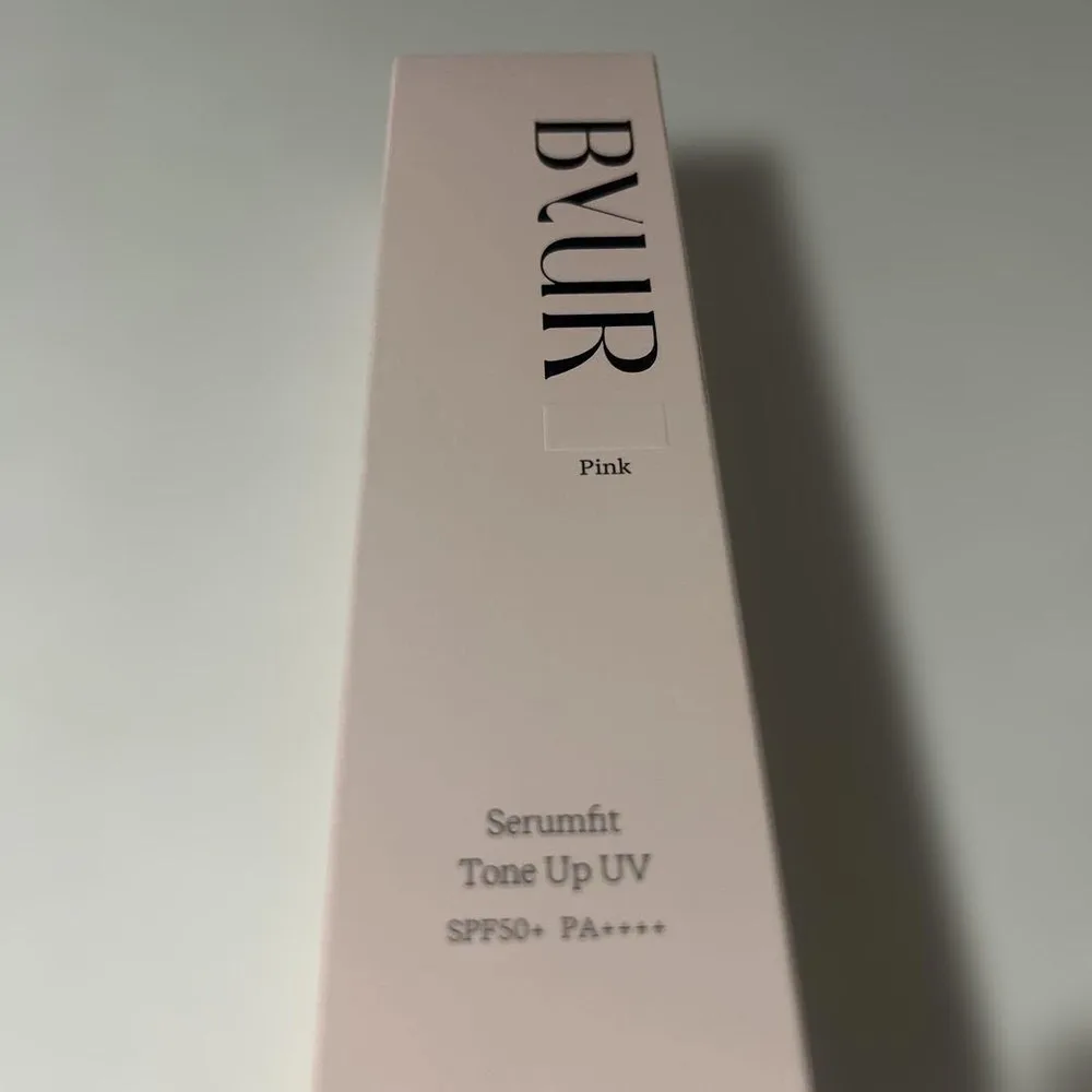BYUR セラムフィット トーンアップ UV 01 ピンク