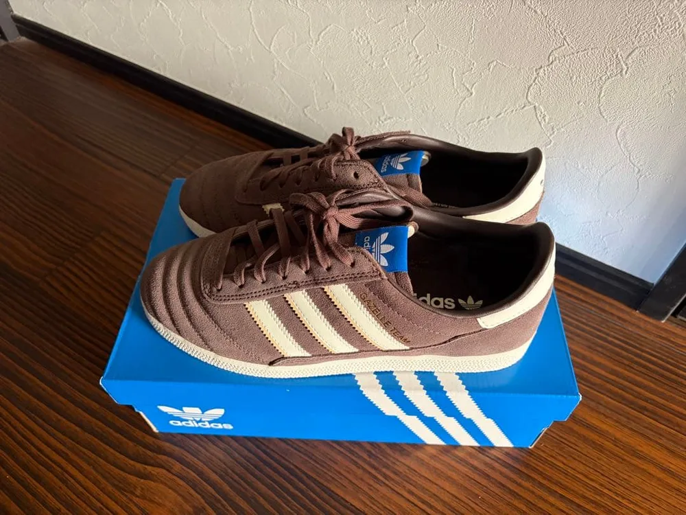 รองเท้าผ้าใบ Adidas GAZELLE TEAM สีน้ำตาล